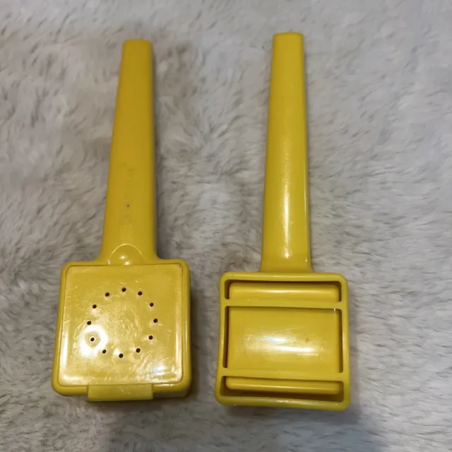 Vintage Tupperware Corn Cob Butter Hugger Built-In Salt Shaker Lot of 2 Yellow