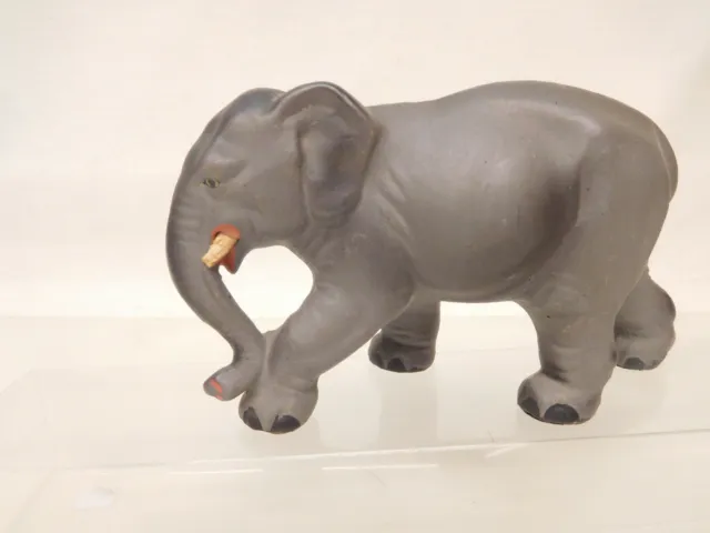 ESF-08725	Älterer Masse Elefant L:ca.15cm mit Gebrauchsspuren,kleine Farbschäden