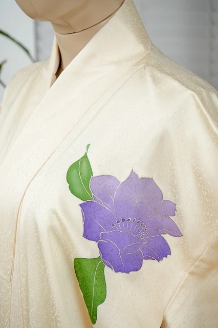 Dear Vanilla Japanese Silk Kimono Women's Robe Gown Authentic Japan Vintage Mint 4
