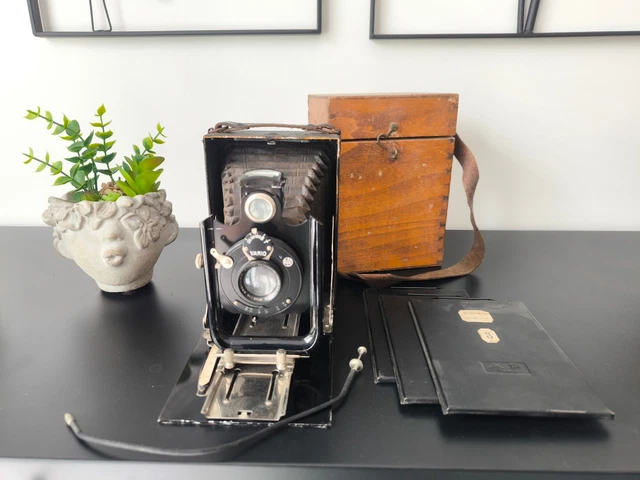 My grandfather's Hermagis 1880 Chambre photographique de v