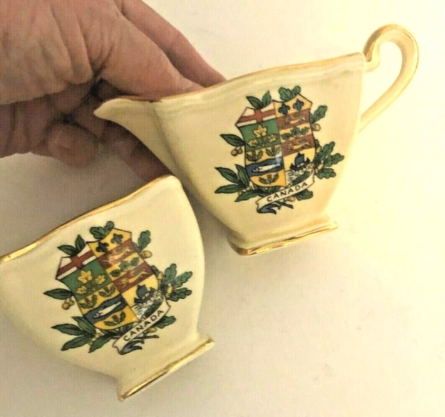 2Pc Vtg ROYAL WINTON England GRIMWADES Canada Shield SUGAR CREAMER Tea SET 1