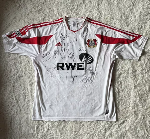 Bayer 04 Leverkusen Signiertes Matchworn Trikot
