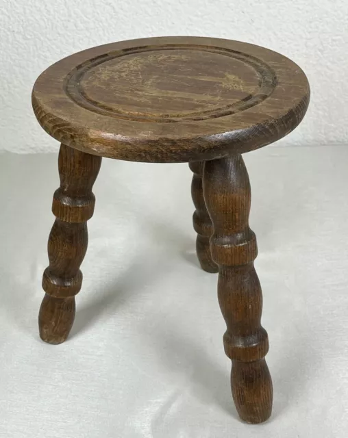 Ancien XXème joli tabouret de traite tripode en bois