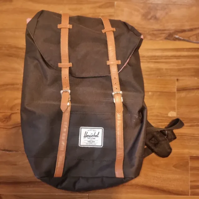 Herschel Supply Co. Retreat Backpack, Black [Excellent Condition]