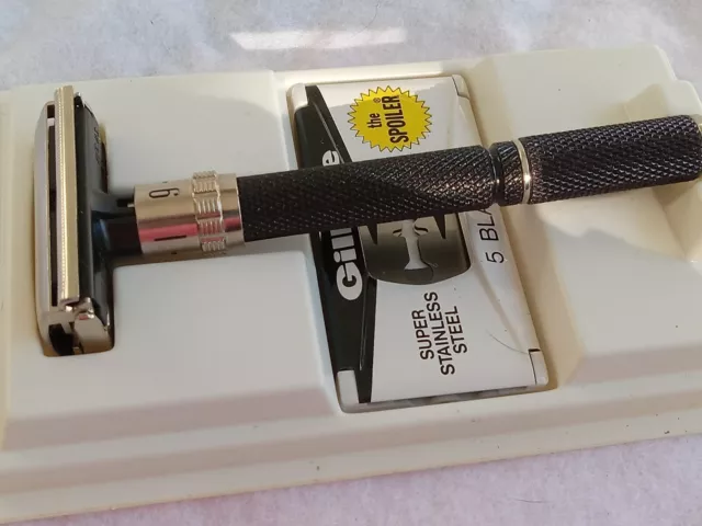 1987 H3 Gillette Long Black Handled 1-9 position DE  Razor w/case and blades