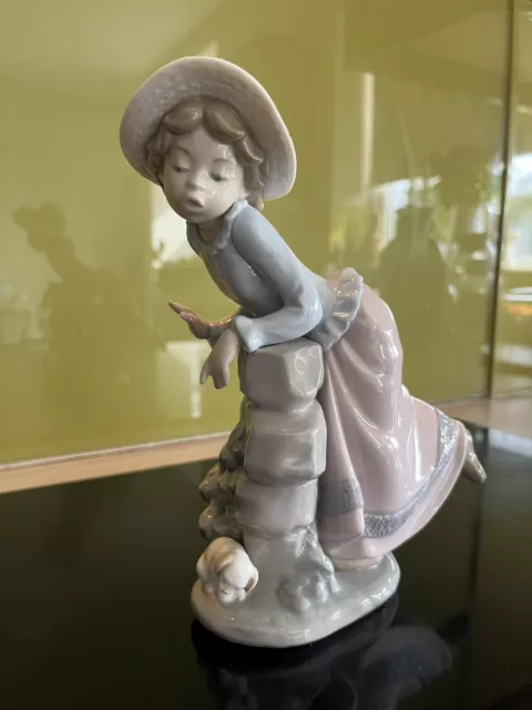 NAO Lladro Daisa Porcelain Girl Leaning On Wall With Puppy - Stunning Medium Sze