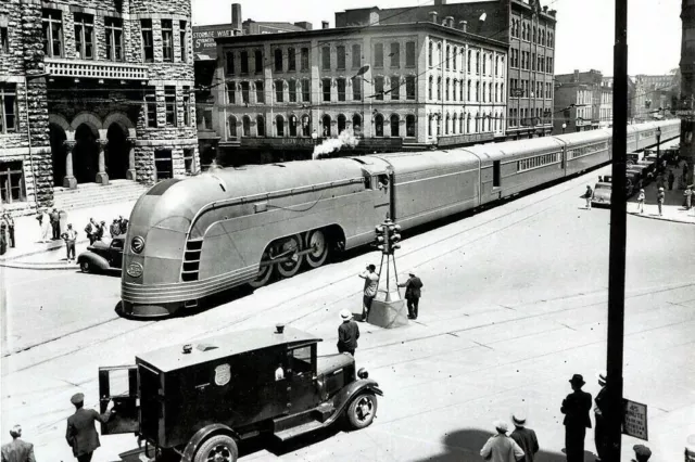 Antique Mercury Train Photo 2109b Oddleys Strange & Bizarre