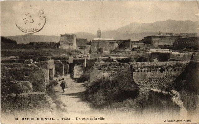 CPA AK MAROC Geiser TAZA Un coin de la ville (69154)