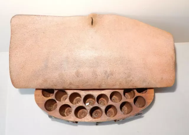 Revolutionary War Ammo "Belly Box" - Wood + leather, 15 Cartridge Slots REPRODUC