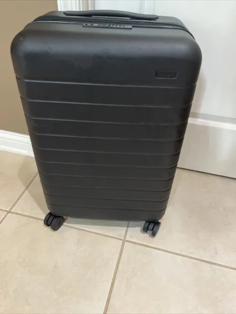 AWAY Travel The Bigger Carry-On Suitcase Luggage Navy New
