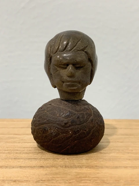 Vintage Antique Inhabituel Possiblement Asiatique Petit Miniature Bois Buste De