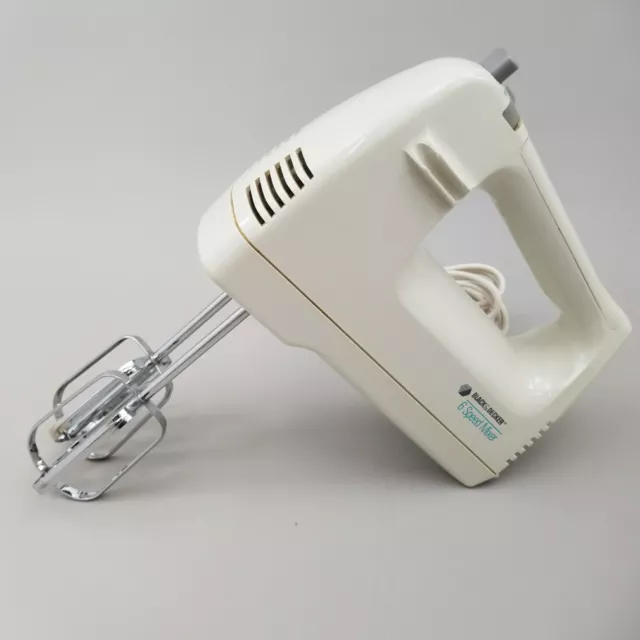 Vintage Black & Decker Electric 5 Speed Deluxe Hand Mixer & Beaters M22D -  Works 