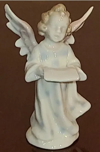 Vintage Porcelain Girl Angel Wing Cherub Singing Chorus Figurine Statue Holiday