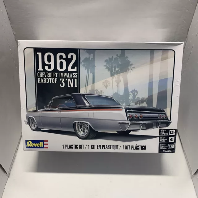 Revell 1962 Chevrolet Impala SS Hardtop 3-In-1 1/25 Scale Model Car Kit 85-4466