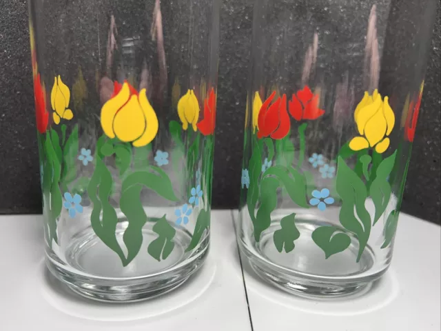 Pair of Glass 6.125" Tumbler Drinking Glasses Red & Yellow Tulips Weighted Base 2