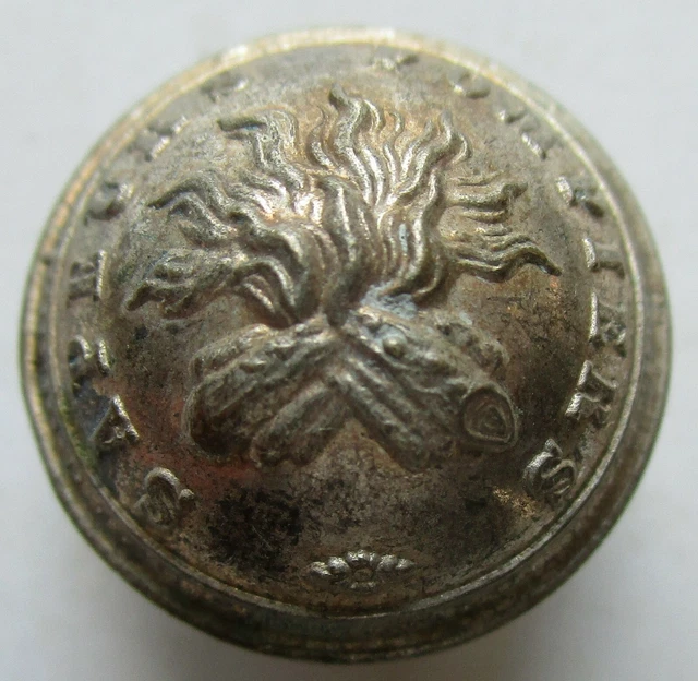 Bouton bombé métal argenté: Sapeurs Pompiers au bûcher de 20 mm