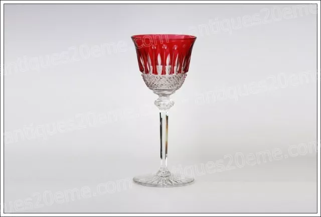 Verre à vin du Rhin en cristal de St Louis Tommy rouge - Roemer glass