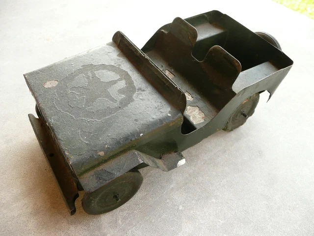 Jouet Ancien Jeep Willys Militaire En Tôle Mécanique, époque JRD-FAIVRE-RCP