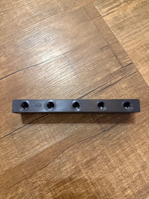 Pneumatic Manifolds & Bases, Manifolds, Valves & Manifolds