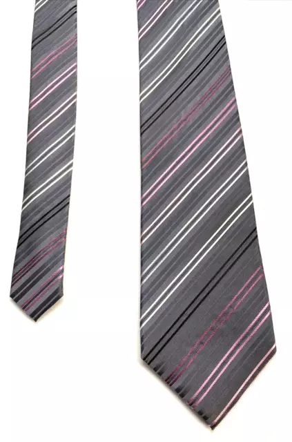 Geoffrey Beene 57” Men’s Tie 100% Silk Hand Made In China Silver Pink NWT $35