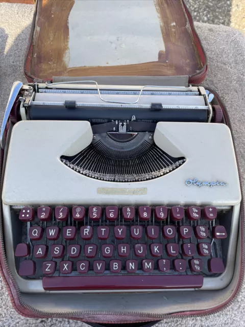 Máquina de escribir Olympia vintage