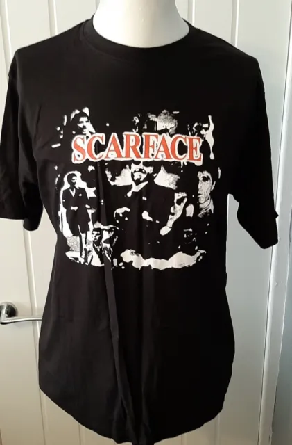 Scarface Al Pacino Tony Montana Black White and Red Tshirt L
