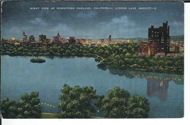 CC-104 CA, Oakland, Night View of Downtown Across Lake Merritt Linen Postcard