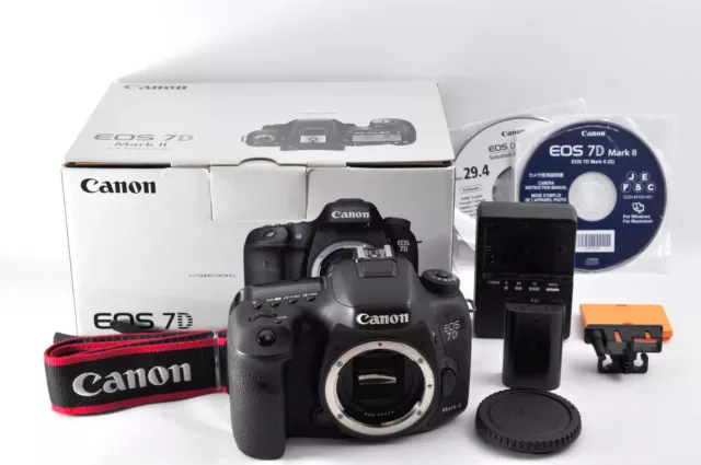 Near Mint Canon EOS 7D Mark II 20.2MP Digital SLR Camera w/ box Japan c185