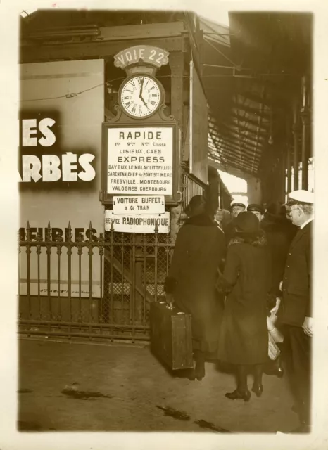 "VOITURE-BUFFET (GARE ST-LAZARE 1932)" Photo originale G.DEVRED (Agce ROL)