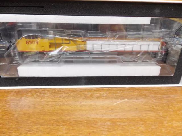 Athearn Genesis UP Union Pacific SD90MAC #8509 with Tsunami 2 DCC Sound