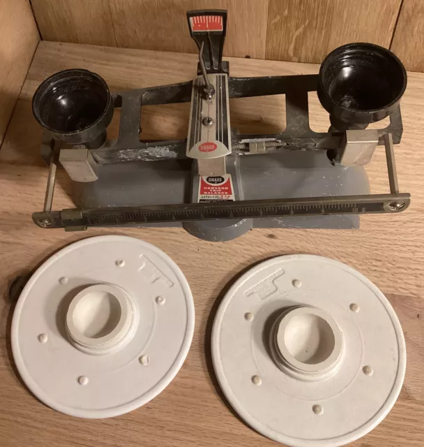 Ohaus Harvard Trip Balance Scale, 2 KG / 5 LB. Vintage Plates Included 3