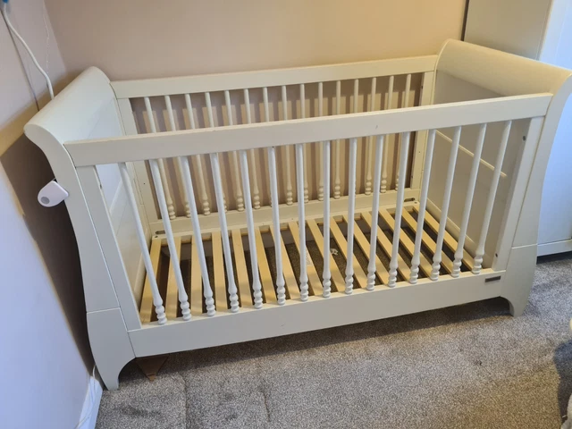 Mamas and papas orchard sleigh cot bed hotsell