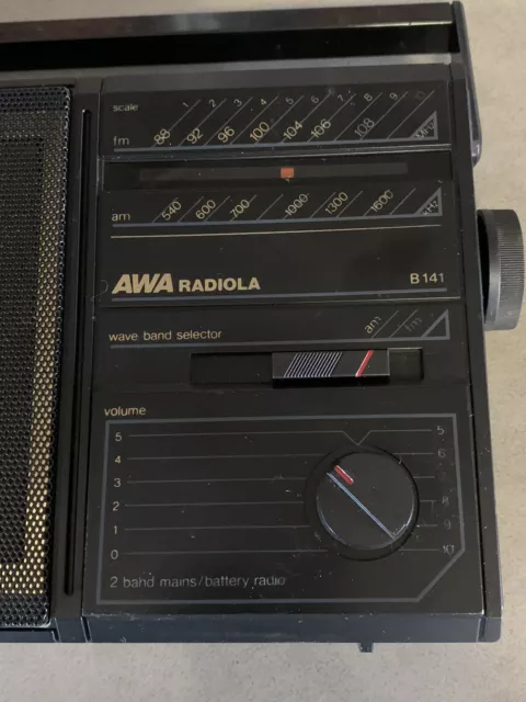 Vintage AWA Radio Radiola B141 2