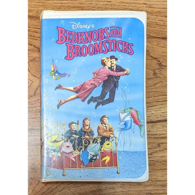 VINTAGE WALT DISNEY Home Video VHS Clamshell Bedknobs and Broomsticks