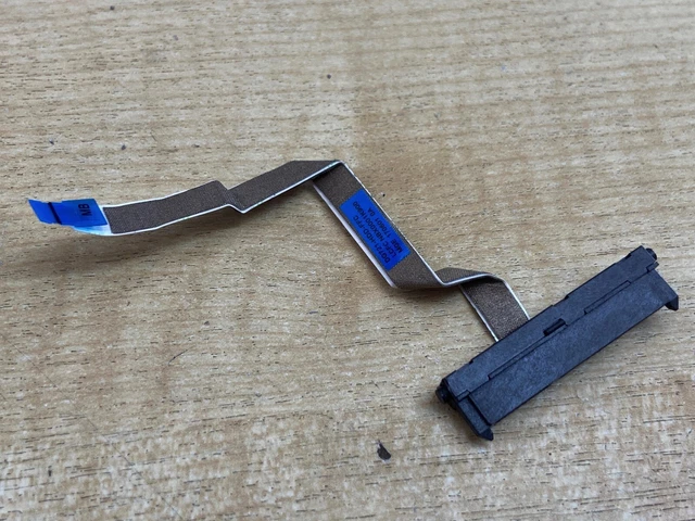 Câble SATA HDD Pour Lenovo IdeaPad 320-17ikb - Compatible Avec Modèle NBX0001K900 / K910 - État D'occasion Fonctionnel