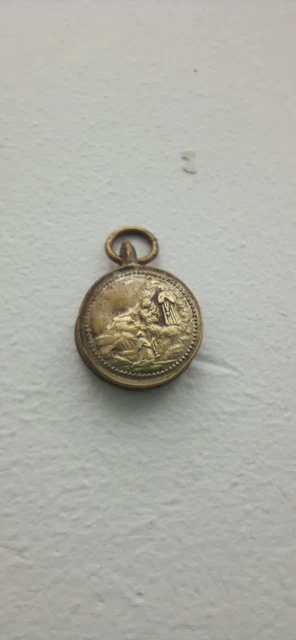 Pendentif Médaillon Ancien Porte-photo En Métal Doré - Style Vintage - Occasion