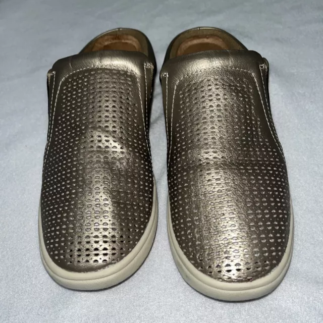 Earth Origins Perforated Leather-Slip-On Clog-Mule-Emilia Platinum Size 8 Wide