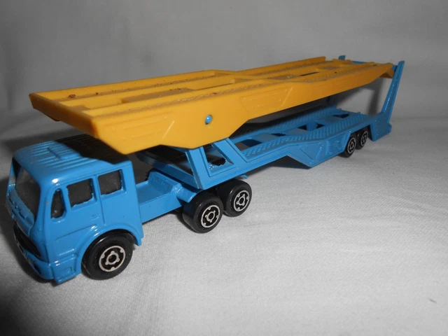 Camion Renault Avec Semi-remorque Genty - Jouet Majorette Ref.361 - Neuf Dans Sa Boîte - Échelle ~1/100