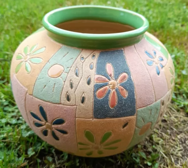 Ancien Cache Pot Ou Vase En Granit ??