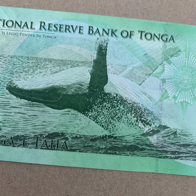 The WHALE - Tonga, Kingdom, 1 Pa'anga Banknote ND (2008; 2014) Currency UNC