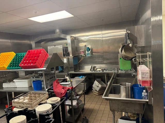 Jackson AJ-66TE High Temperature Dishwasher Room Tables Included