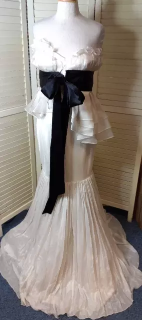 Abito da sposa Elizabeth Stuart Delphine 100% seta senza spalline inc Peplum Wrap UK10