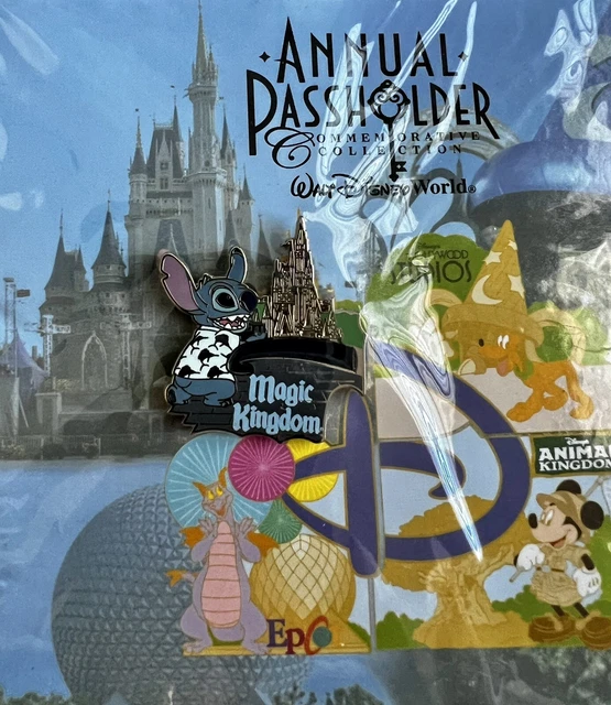 NEW DISNEY STITCH Magic Kingdom Commemorative Pass holder Exclusive LE ...