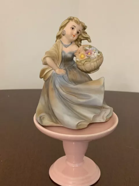 Lefton Girl with Basket of Flowers Ceramic Hand Painted Figurine KW334A Damaged
