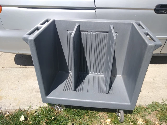 Cambro Adjustable Tray and Dish Cart Cambro Adjustable Tray and Dish Cart