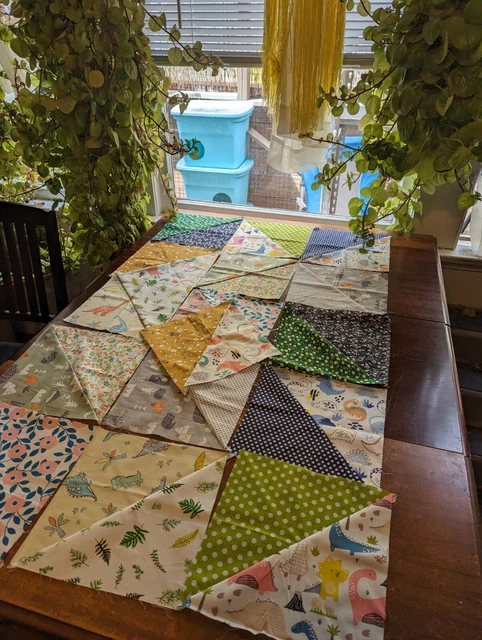 Lote de 16 cuadrados de edredón Boho. 10"" x 10""." Dinosaurio. Naturaleza. De colección. Hecho con amor