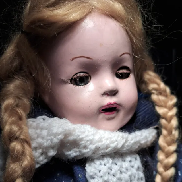 RARITÄT ältere Puppe Germany   45 cm  Schlafaugen handgefertigt Winterkleidung