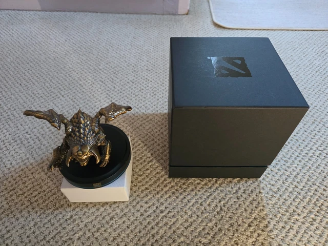 DOTA 2 BABY Roshan The International 2019 TI9 **Mint Condition