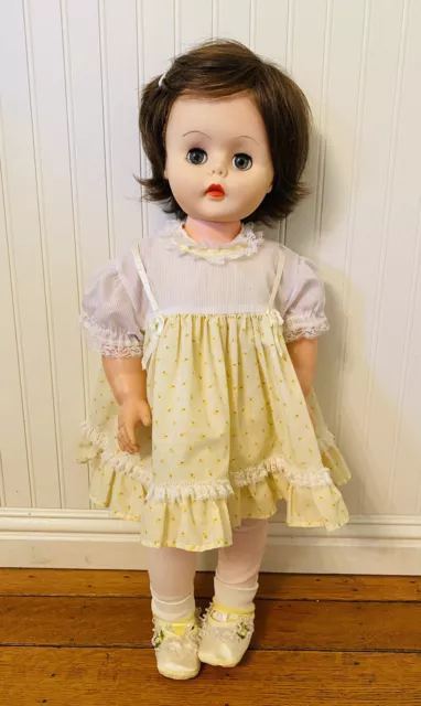 Vtg 1950s 24" Doll Jointed Knees Sleepy Eyes Wig Jolene Baby Dress Inoperative