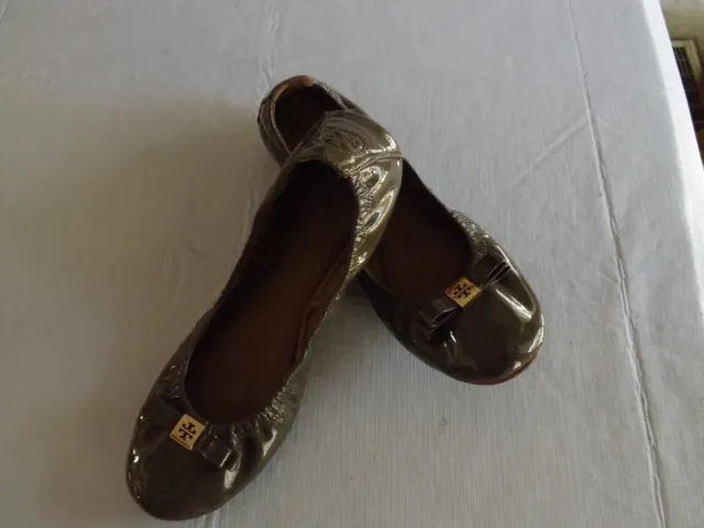 TORY BURCH PATENT Leather Ballet Flats in Olive---size 8 1/2 $19.95 ...
